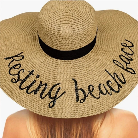 Floppy Resting Beach Face Straw Sun Hat NWOT - Picture 1 of 7
